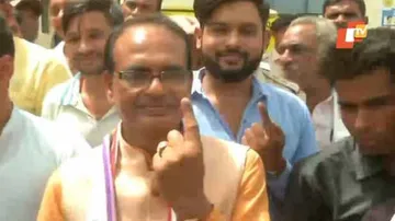 କଡ଼ା ସୁରକ୍ଷା ବ୍ୟବସ୍ଥା ମଧ୍ୟରେ ସରିଲା ୬ଷ୍ଠ ପର୍ଯ୍ୟାୟ ମତଦାନ, ସନ୍ଧ୍ୟା ୪ଟା ସୁଦ୍ଧା ୫୦.୭୭ ପ୍ରତିଶତ ମତଦାନ