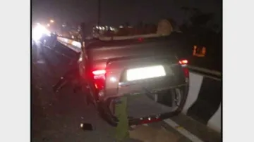 ପଛରୁ ପିଟିଲା କାର୍‌, ସ୍କୁଟି ଚାଳକଙ୍କ ସମେତ ୫ ଆହତ