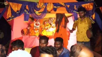 ଅଣସରଘରେ ଶ୍ରୀଜୀଉ, ଏଠି ଗଡିଲାଣି ତିନି ଠାକୁରଙ୍କ ରଥ