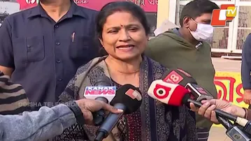 BMC Mayor Sulochana Das Slaps Heavy Fines During Unit-4 Cleanliness Drive