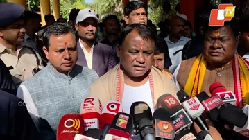 CM Mohan Charan Majhi Takes Holy Dips on Makar Sankranti at Baitarani River
