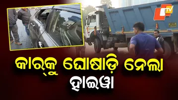 Hyva Drags Car for 20 Metres in Capital, Driver Escapes Unhurt