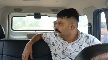 Jharkhand man impersonating as police officer arrested