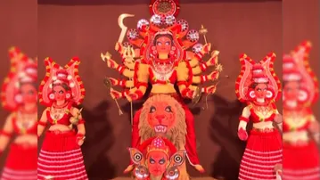 Kolkata Durga Puja Pandal showcases Kerala-inspired Theyyam theme