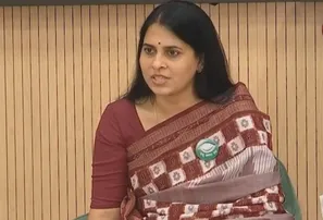 Which great man’s blood flows in fake Sadhu? Shreemayee Mishra’s sharp dig at VK Pandian after Pratap Jena’s remark