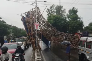 Kali Puja gate collapses due to heavy rain, traffic disrupted in Jajpur