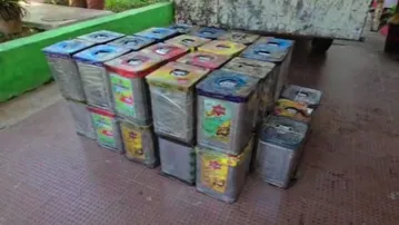 Stolen 150 tins of edible oil seized in Odisha's Bolangir, six detained
