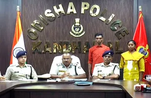 Two Maoists active since 2018 lay down arms before Odisha Police