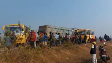 bus hyva collision