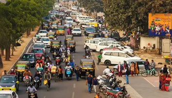 Driving continuously may slip you into road hypnosis! Odisha STA shares tips