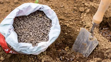 Fertiliser black marketing in Odisha: Over 7,000 retailers inspected, 77 licences cancelled