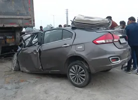 Car rams into stationary truck in Sambalpur