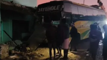 Bus crashes into house on NH-57 in Odisha’s Boudh