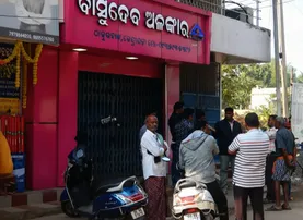 Miscreants cut open shutter, loot gold and silver jewellery worth Rs 50 lakh in Kendrapara