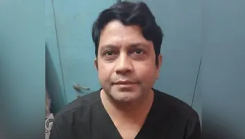 Odisha Vigilance nabs medical officer while accepting Rs 49,000 bribe