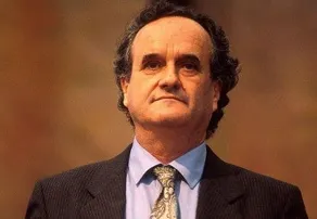 Mark Tully passes away