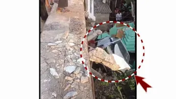 Car plunges from Shishu Bhavan overbridge in Bhubaneswar