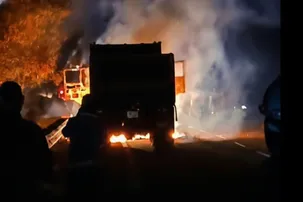 Truck gutted in midnight blaze in Keonjhar