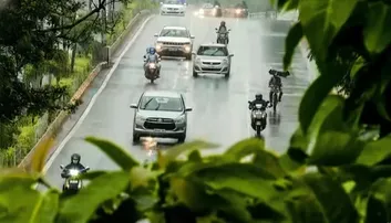 Cyclonic circulation over Equatorial Indian Ocean and Bay of Bengal to bring heavy rainfall and temperature changes