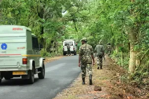 Security forces, Maoists exchange fire in Kandhamal forest, Naxal casualties reported