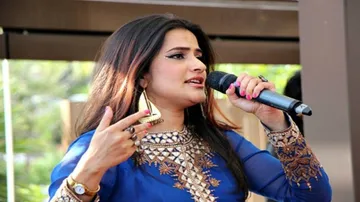 Singer Sona Mohapatra Reaches For The Stars!