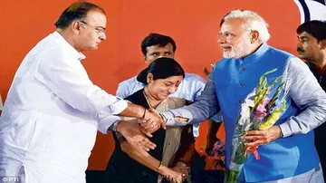 7th Pay Commission: Minimum pay hike by Rs 8000; here’s the detail
