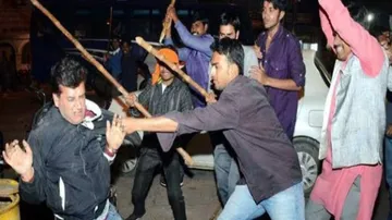 AAP-BJP clashes: FIR against Ashutosh, Shazia, 14 arrested