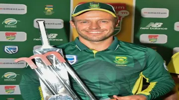 AB de Villiers becomes top ranked batsman in ODIs