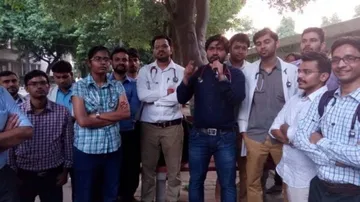 AIIMS RDA head gets life threats for open letter to Adityanath