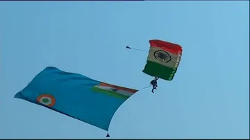 Hundreds left awestruck at Air Show by IAF’s display