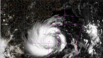 Amphan To Hit Coast As Very Severe Cyclone, MHA Issues Advisory To Odisha & West Bengal