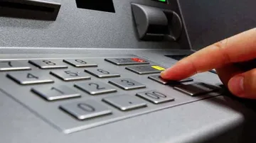 Cash looted from ATM in Kendrapara