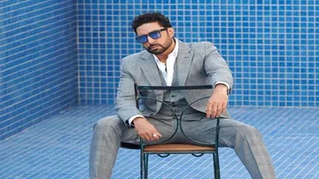 Abhishek Bachchan Shares World of Dr. Avinash Sabharwal From Breathe: Into The Shadows