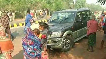 Woman killed in road mishap; locals stage road blockade