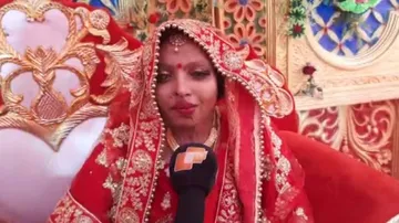 Love Knows No Bounds: Acid Attack Survivor, Pramodini Ties Knot With Boyfriend
