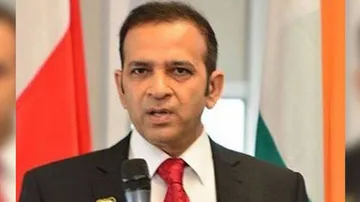 Indian envoy apologizes after guests at Islamabad iftar party harassed