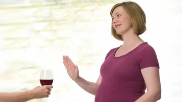 Why Aspiring Parents Should Avoid Drinking Alcohol