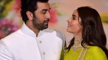 Ranbir Kapoor - Alia Bhatt Brutally Trolled, Called 'Shameless' | Read Details