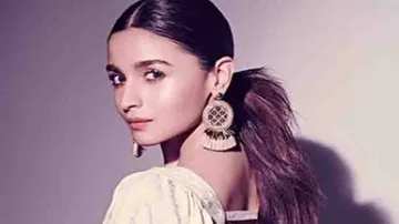 I have an opinion, but I like to keep it to myself: Alia Bhatt on Kangana's remark