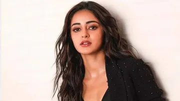 Ananya Panday Complains and Finally Gives In # Watch
