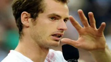 Djokovic, Nadal advance, Murray crashes out in Madrid