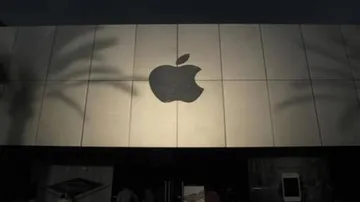 Apple sued over alleged keyboard problem in MacBooks