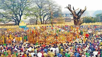 Stage set for Asia's biggest tribal fair in Telangana