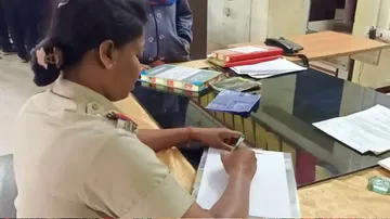Lady SI Manhandled While Settling Family Dispute In Odisha Village