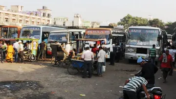 Private bus owners call off strike