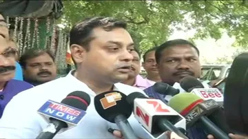BJP team meets EC, seeks CM Naveen’s disqualification
