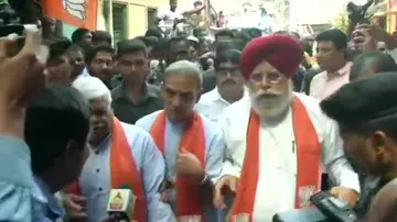 BJP delegation visits Bhatpara, demands probe