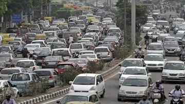 No Renewal Of Registration Of Vehicles Owned By Central, State Govts After 15 Years!
