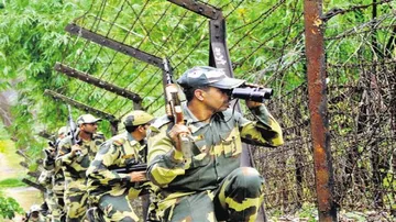 Pakistani intruder shot dead by BSF in Punjab