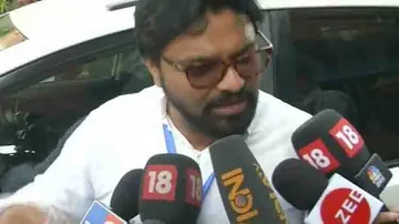 Babul Supriyo's car vandalised, heckled by Trinamool